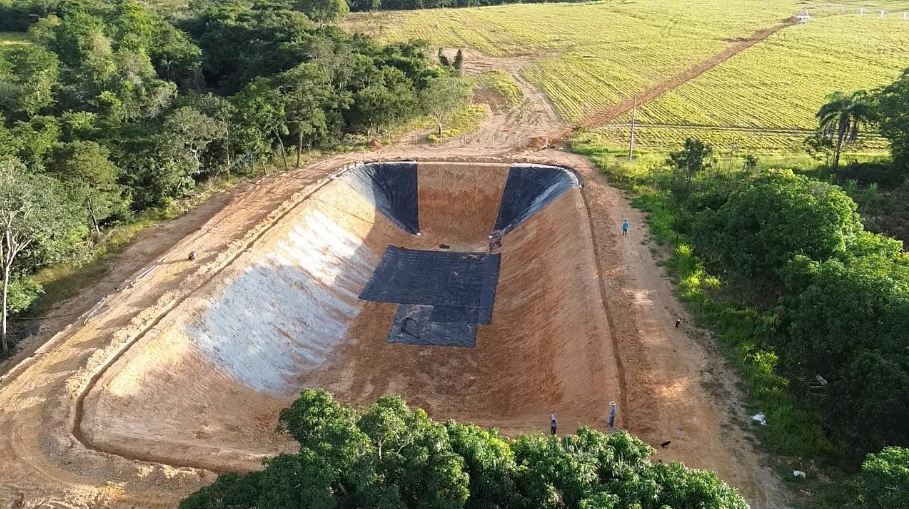 Serviços de Geomembrana